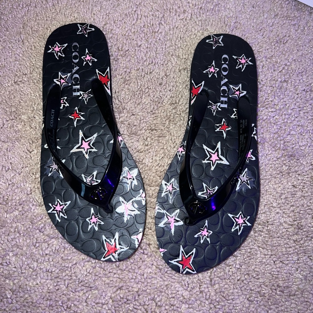 Women’s Coach flips flops, new without tags! Size 5-6